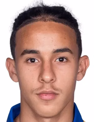 Adam Nhaili