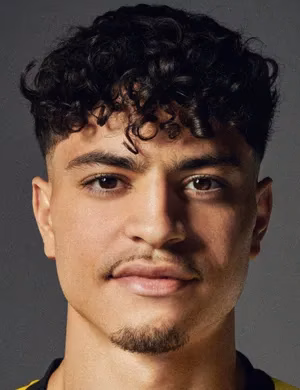 أيمن أزهيل