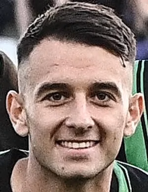 Borna Knezović