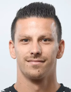 Janik Jesgarzewski