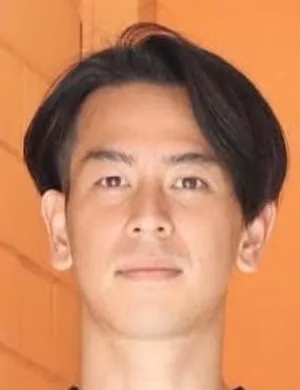 山崎 海秀