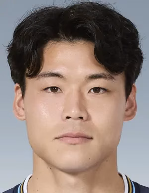 山﨑 浩介