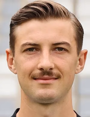 Лукас Петков