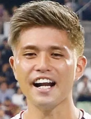 進藤 亮佑