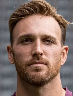 Tobias Sippel