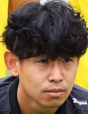 山田 雄士